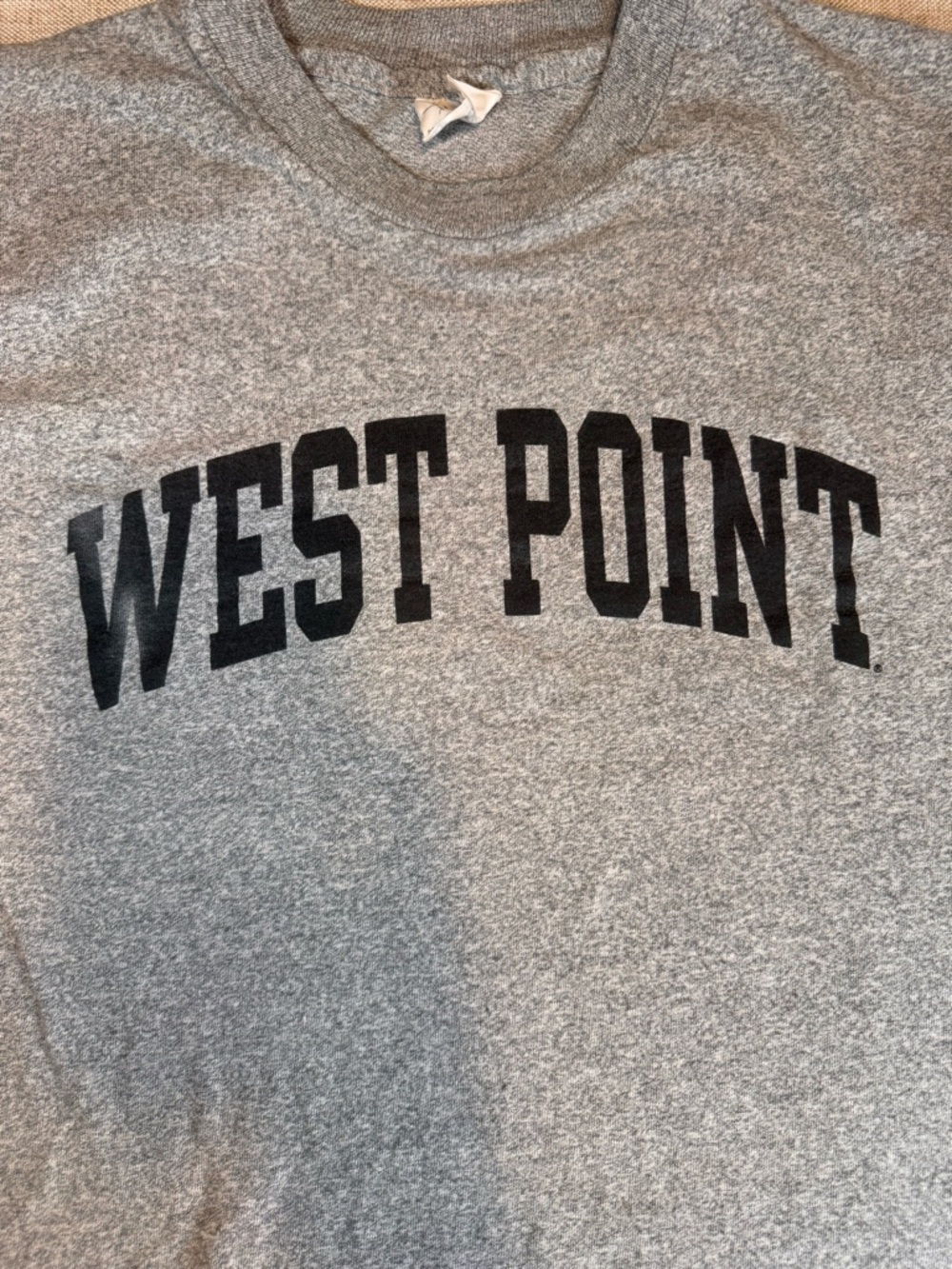 Vtg West Point single stitch tshirt-size XL(23x28)